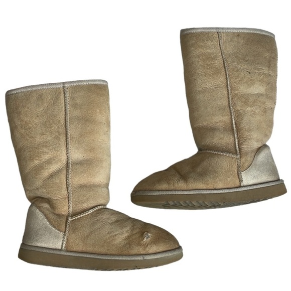 UGG CLASSIC TALL BEECHWOOD BOOTS, SIZE 7 - Picture 7 of 8